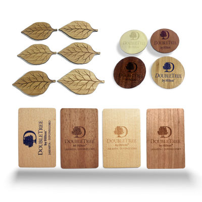 Carte chiave RFID in legno per hotel Controllo dell'accesso con finitura matta o lucida ISO14443A