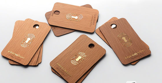 Carte chiave in legno RFID 86x54mm 1,1-1,2mm Spessore personalizzabile