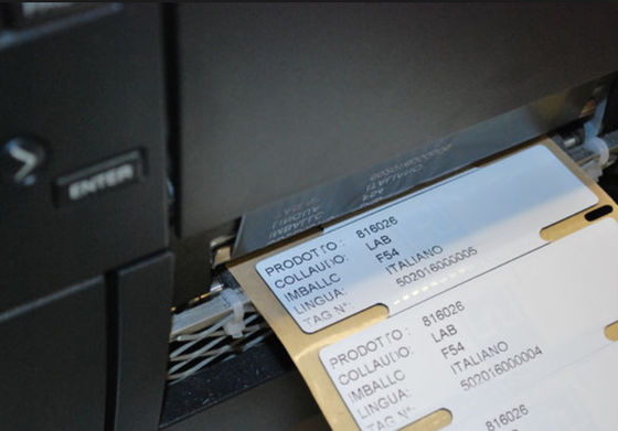 Logo dell'azienda Etichette RFID UHF Etichette su metallo o non metallo nella catena di fornitura