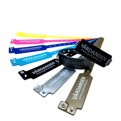Stampa del logo Pvc Ospedale Braccialetto medico, RFID NFC Tag Braccialetto Disposable