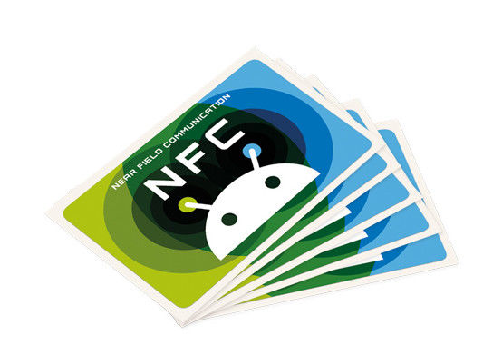 Disposable Smart NFC Rfid Tags 13.56MHz Carta NFC personalizzata