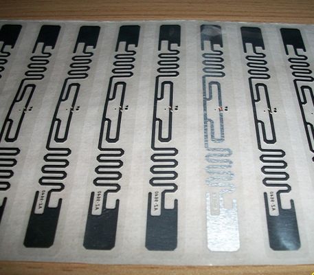 Intaglio RFID UHF a secco e bagnato 960MHz Protocollo ISO/IEC 18000-6C Intaglio ad altissima frequenza