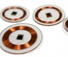 Tag RFID programmabili in plastica in PVC Controllo di accesso 125KHz 13,56MHz 512 bit R/W